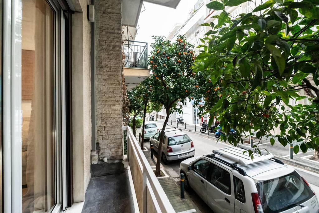 Delightful Sense 2Bd Apt In Kolonaki 7 Min To Metro Athens Luaran gambar